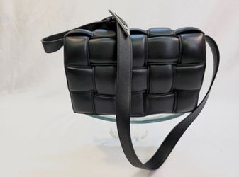 Bottega Veneta Black Leather Cassette Shoulder Crossbody Purse