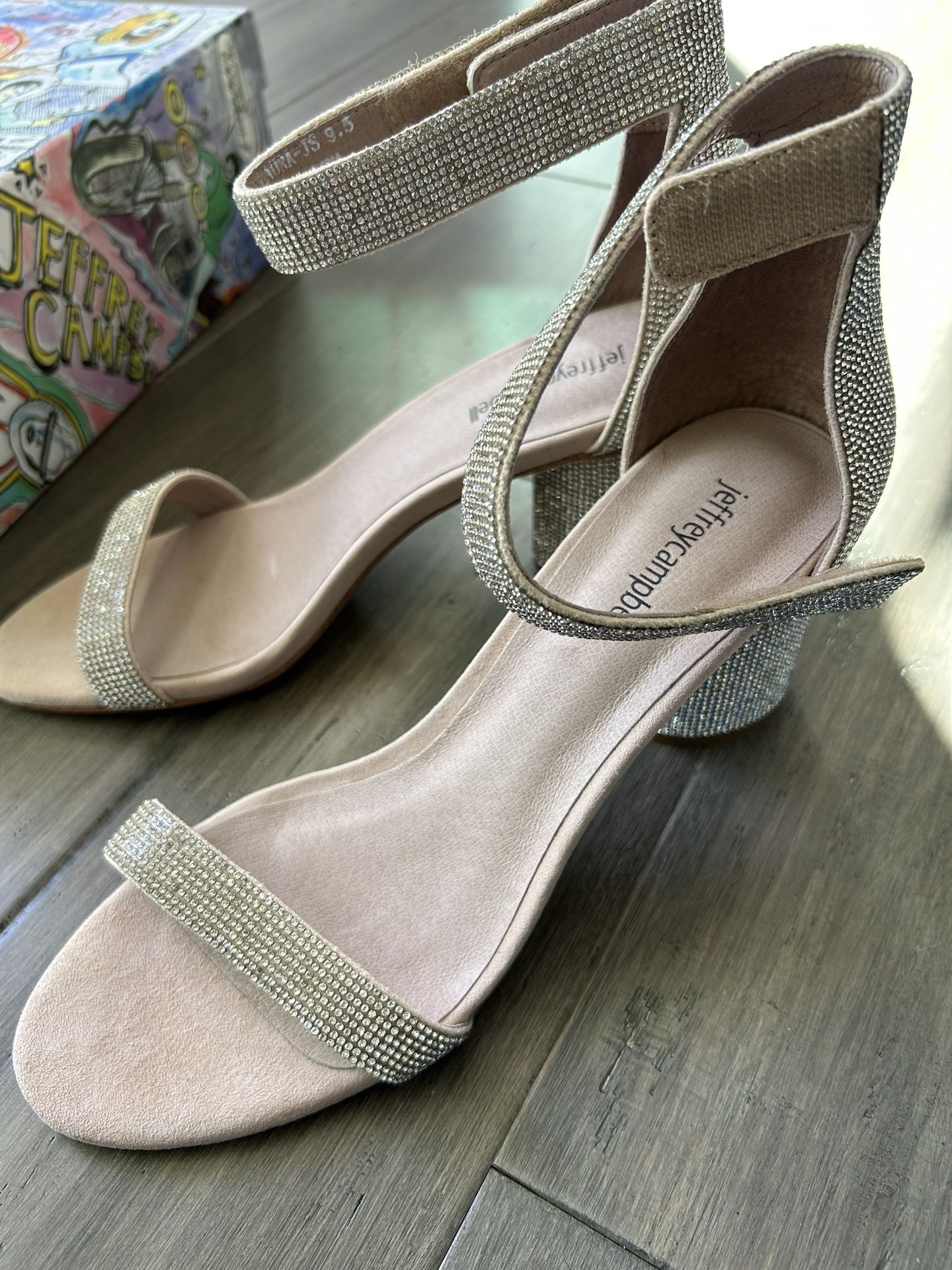 Jeffrey Campbell Shoes 9.5