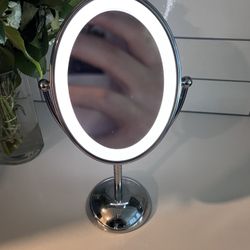 makeup vanity