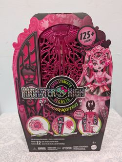 Draculaura Monster High Skulltimate Secrets Monster Mysteries