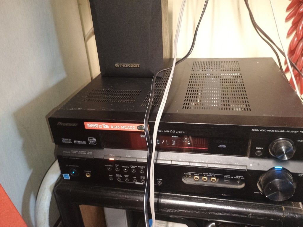 Pioneer Receiver & Speaker 