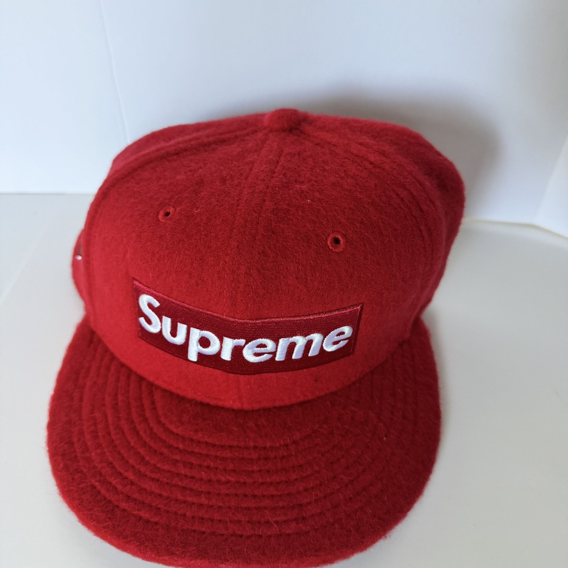 Supreme Hat