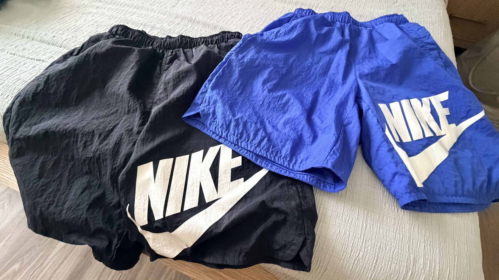 Nike Boys Shorts XL Black & Blue Excellent Condition