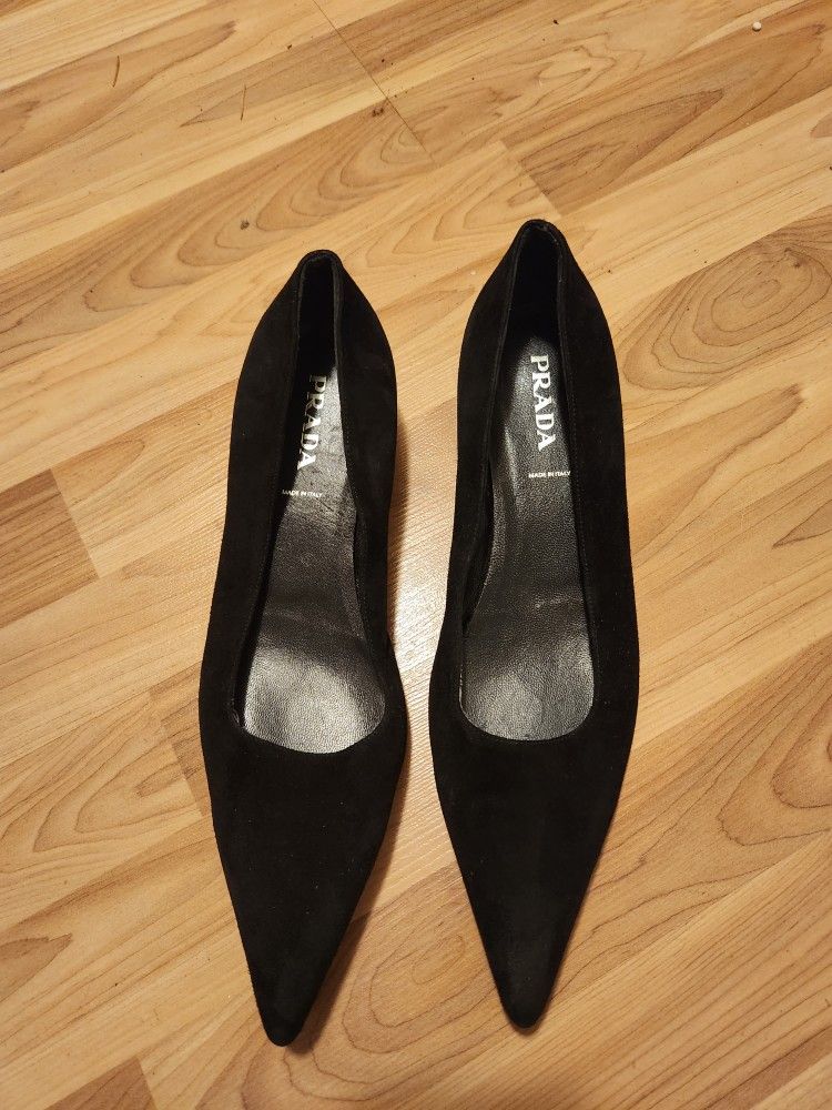 PRADA 1" heals