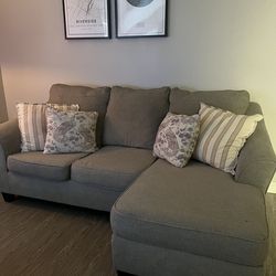 Ashley L-Shape Sectional Sofa – Great Condition (Removable Cushions)