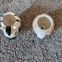 Two Small Plant Pots $5.00