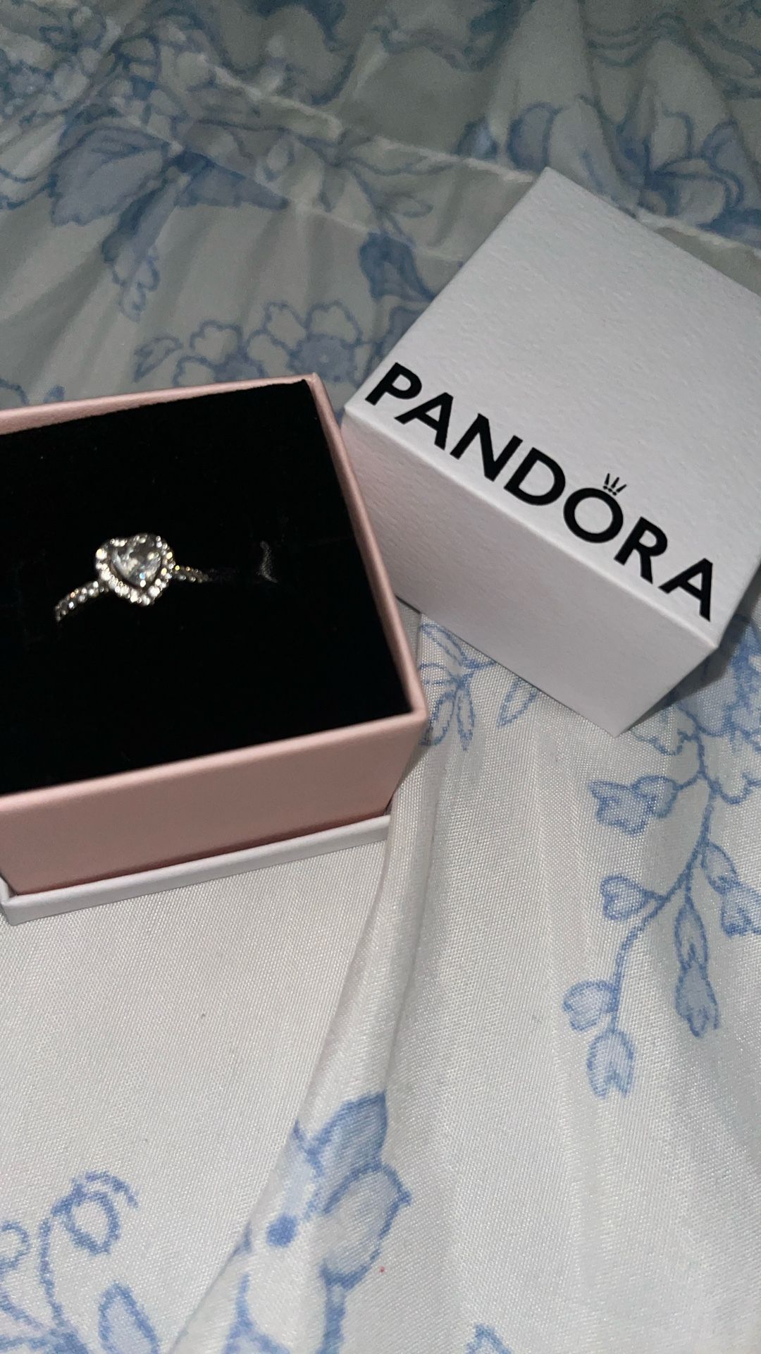 Pandora Ring