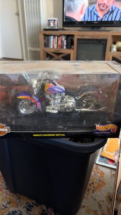 Harley Davidson Softail Collectibles