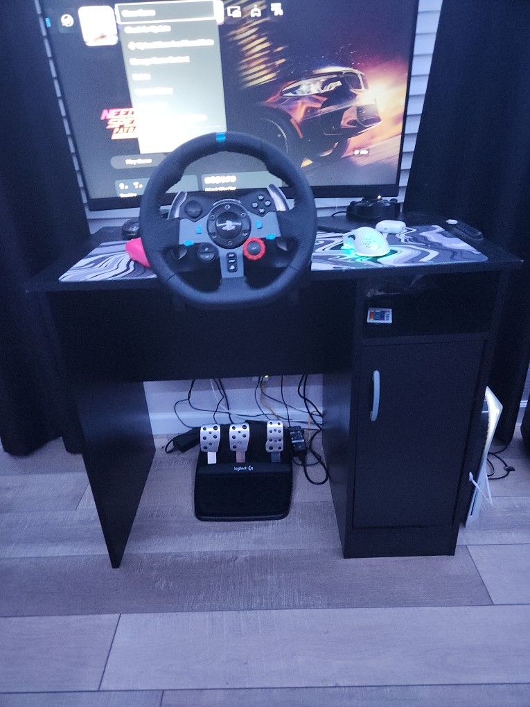 Logitech g29 wheel pedals and shifter