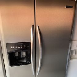 Refrigerator Frigidaire 