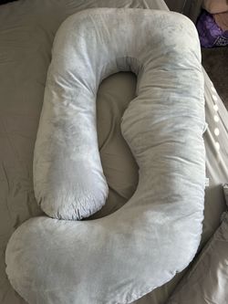 Pregnancy pillow