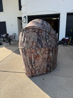 Dear or wild game ground blind