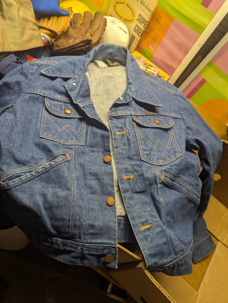 OLD Vintage Wrangler Blue Jean Denim Jacket