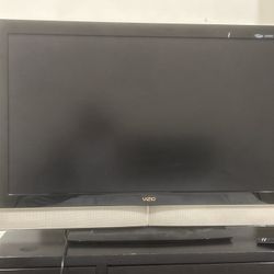Vizio Widescreen TV With Chromecast