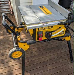 DeWalt DWE7491 Table Saw with Rolling Stand