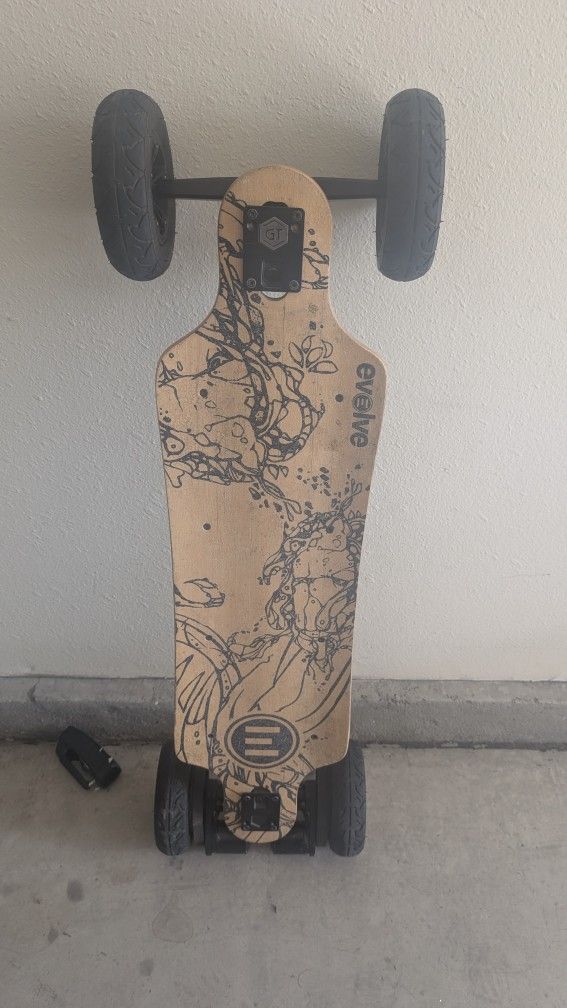 BAMBOO EVOLVE GTR ELECTRIC SKATEBOARD