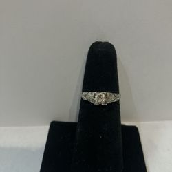 18k Gold Ring #110757-18 MJ