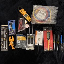 HVAC Tool Bundle - UEi Clamp Meter, Gauges, Klein Tools