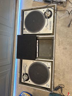 2 technique turntables sl1200