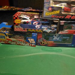 16 Nascars 1/24scale New In Boxes Different Makes And Models  140 For All Or 15 Each