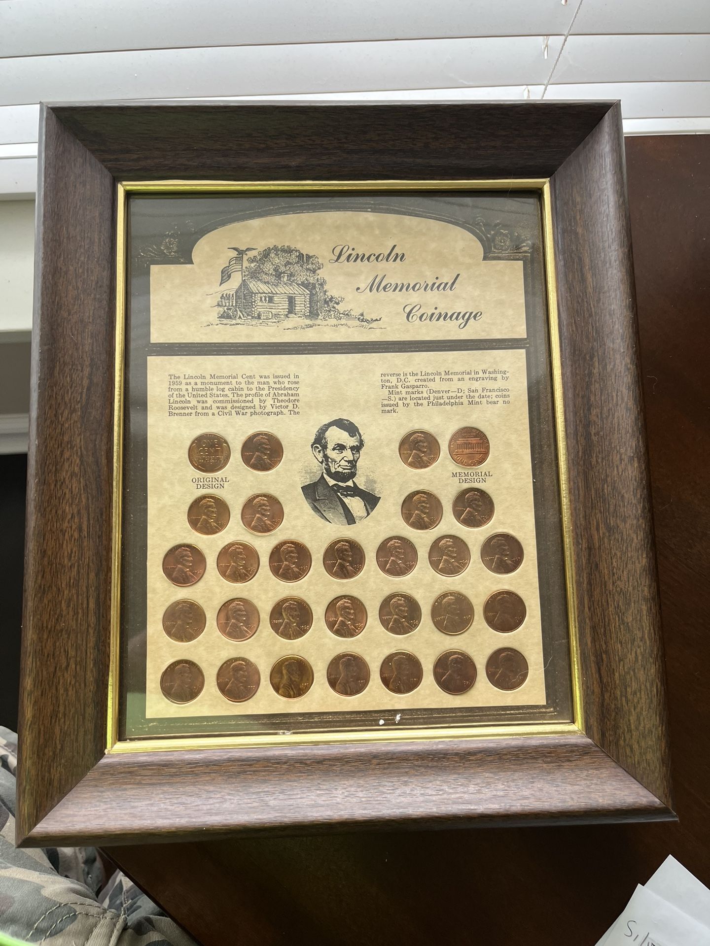 3 Different coin Displays