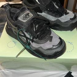 Off-white Size 10 Womens, Or Mens 8