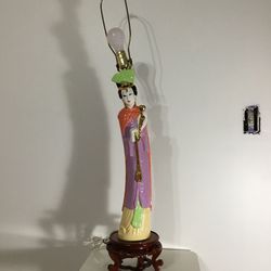 Chinese Lamp “Geisha” 