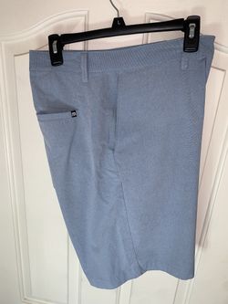 Men’s Travis Mathew Golf Shorts!!