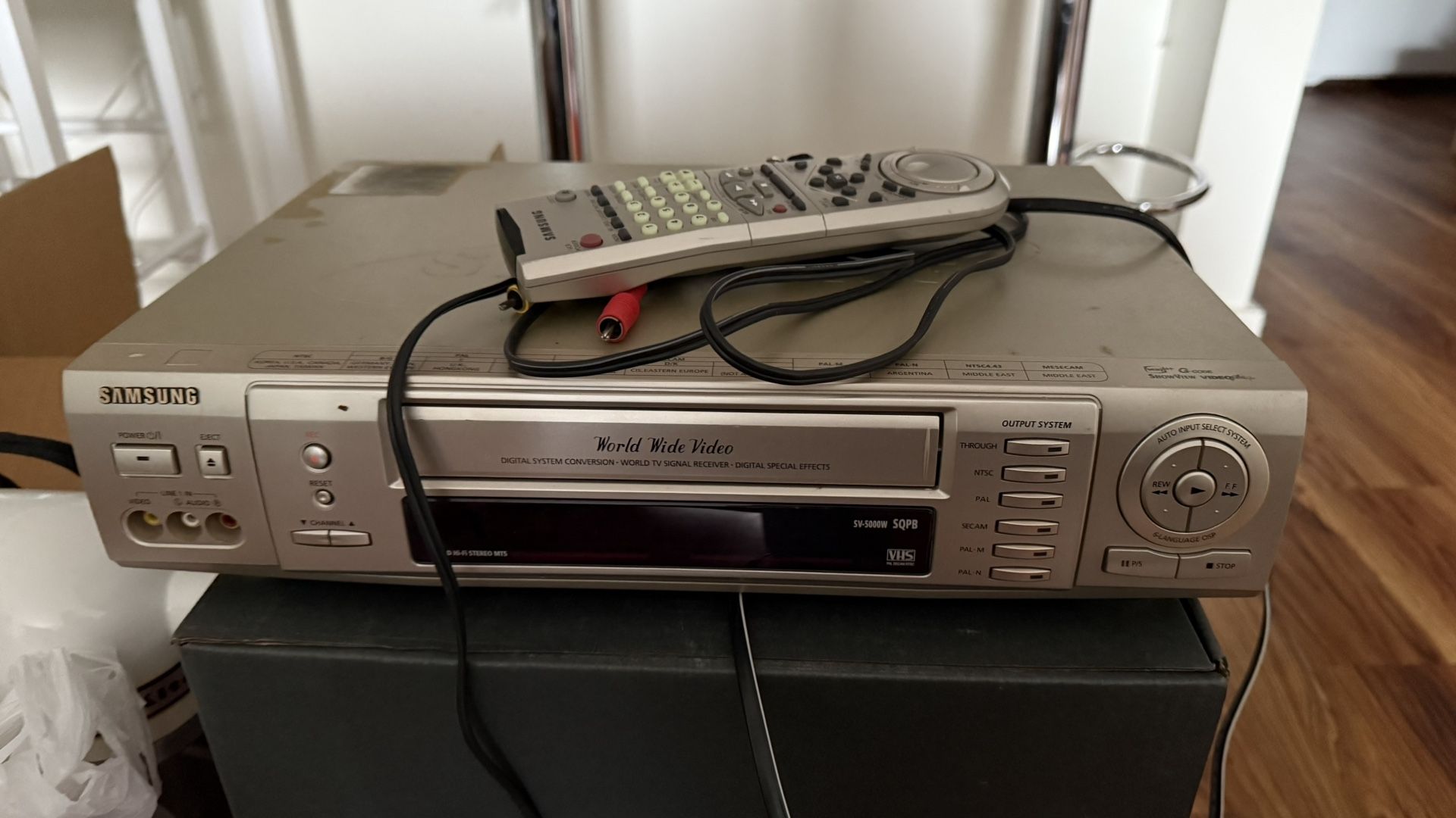 Samsung sv5000w VHS Format VCR