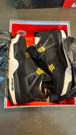 Jordan 4 Retro Royalty