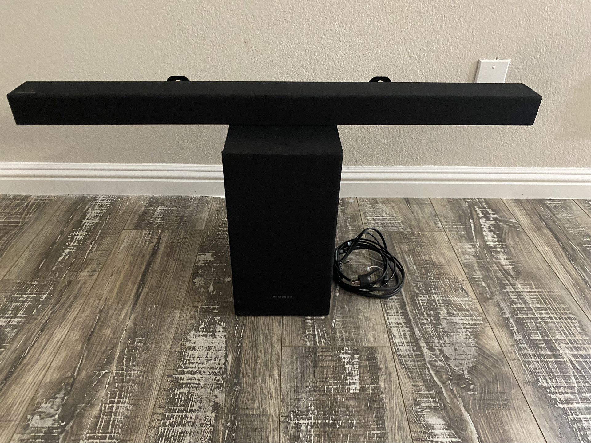 mynaughtynails samsung sound bar for Sale in Las Vegas, NV - OfferUp