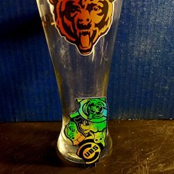NFL, CHICAGO BEAR'S: New 2x items. 24 oz glass & 3" Chrome Reflexing Bear logo sticker, firm. 