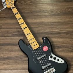 Squier Classic Vibe '70s Jazz Bass V - 5 String Bass Guitar 