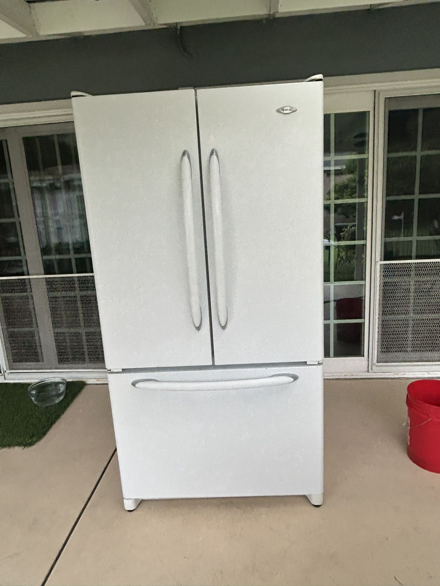 Refrigerator
