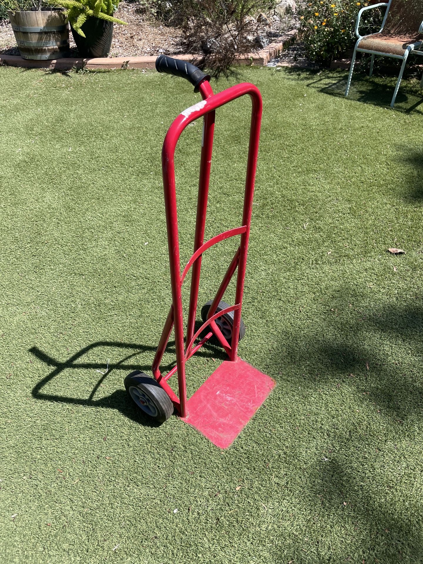 700lb Capacity Hand Truck Dolly