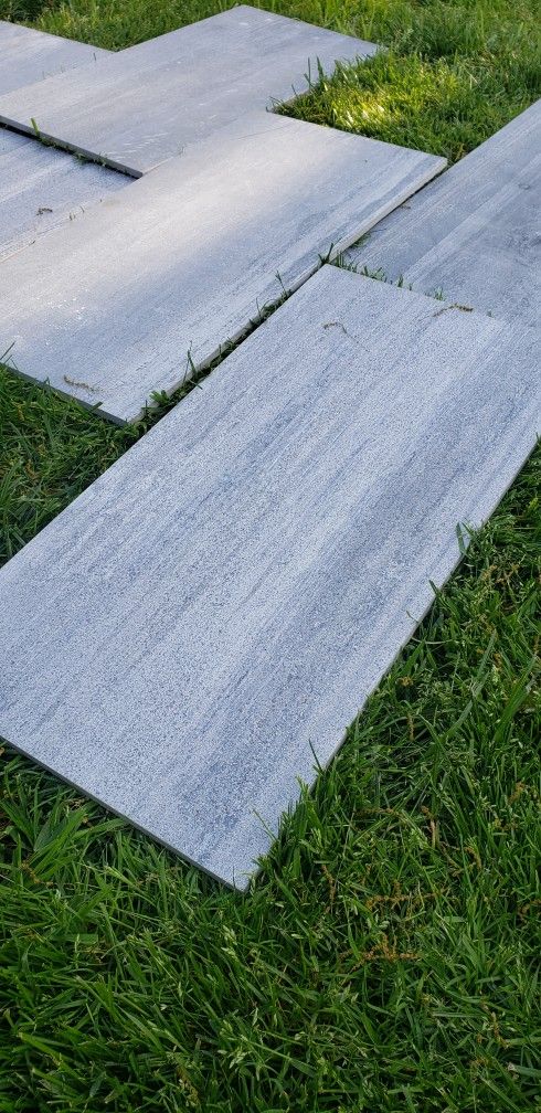 Tile For Sell. Se Vende