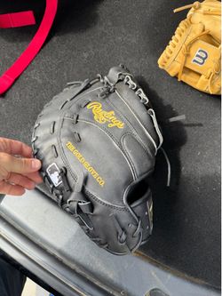 Rawlings heart of the hide first base mitt
