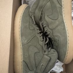 Air Force One (Mid) 