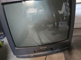 Gamer tv, 25 inch, vcr not working,  has remote..$60