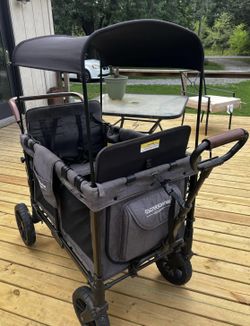 Wonderfold W4 Luxe Quad Stroller Wagon