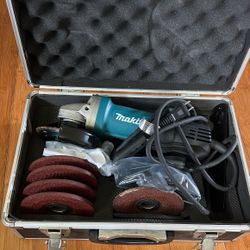 Makita grinder