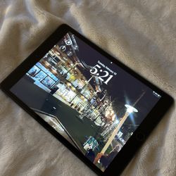 iPad 7th Gen 128gb 