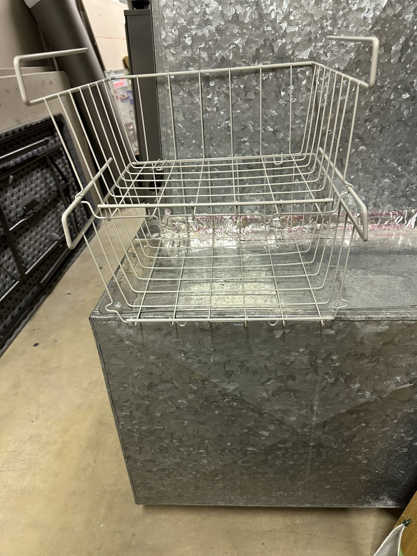 Under Shelf Basket Spice Rack And Wooden Bin