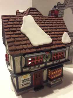 CHRISTMAS DEPARTMENT 56 VILLAGE