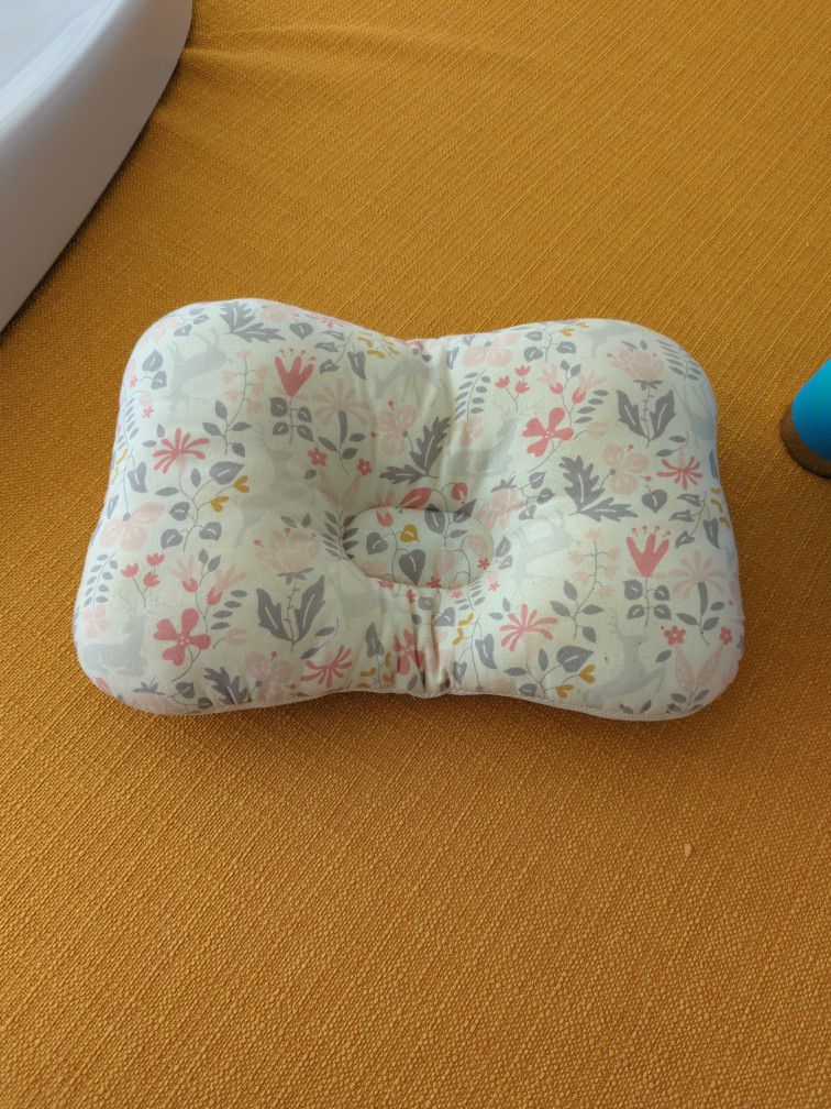 Baby Head And Neck Rest Pillow - Used For Free