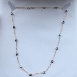 18k Solid Yellow Gold Necklace with 15 Tahitian Keshi Pearls
