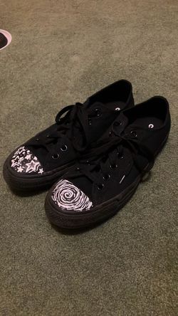 Black Converse (Men’s 7 / Women’s 9)