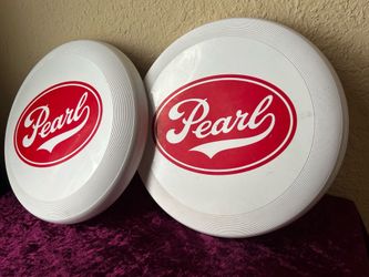 2 VTG PEARL BEER Frisbees