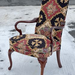 Vintage Floral Print Upholstered Lolling Chair