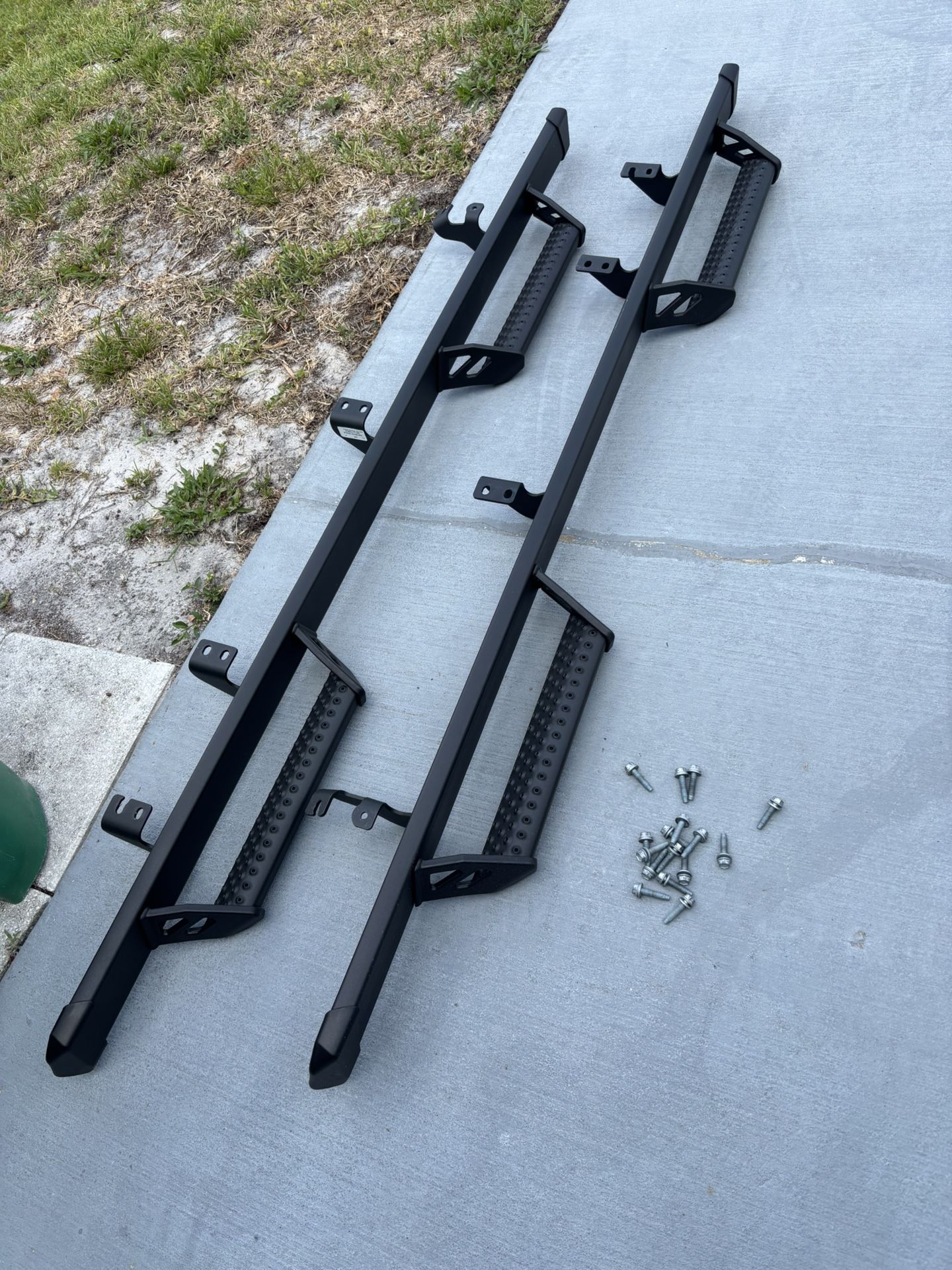 Toyota Tacoma 2025 Step Rails New Never Used